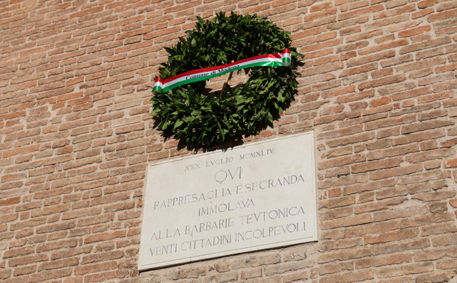 Modena ricorda le vittime dell'eccidio di Piazza Grande