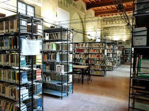 Biblioteche e archivi comunali: variazioni d&rsquo;orario per le festivit&agrave; di fine aprile e inizio maggio 2026