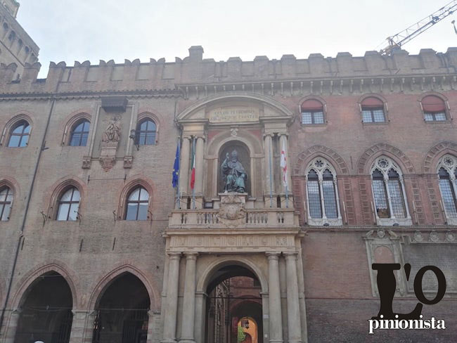 Il sindaco Lepore &egrave; intervenuto in Consiglio comunale Solidariet&agrave; dalla presidente Manca